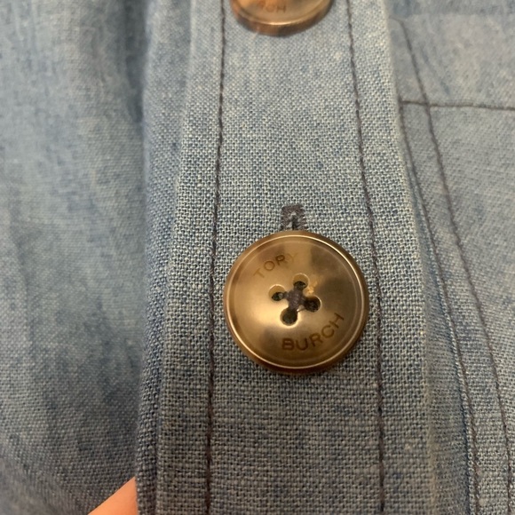 Tory Burch Chambray Ruffle Neck Blouse Size 2 Cotton Linen Blue - Picture 9 of 12